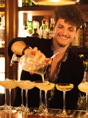 We had to say goodbye to one of our favo bartenders Gio. He came in as a chocolatier and left as a friend. 

Always arriving with a smile, even when he was a little late and making some of the best Negroni twists around!
His last shift wasn’t exactly planned. His little daughter had other ideas and decided to make her grand entrance instead. Congratulations, Gio! 
We already miss you and your Italian hospitality, but we wish you nothing but happiness on this new journey with your growing family.
We learn something from every bartender who walks through our doors, and your legacy will continue to live on at Jiggers!

#jiggersghent #gio #bartender #cocktailsghent