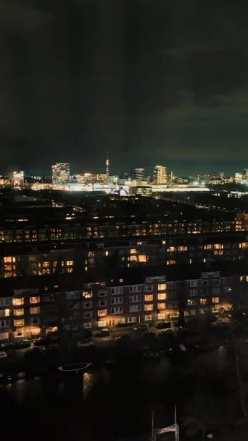 THROWBACK! 🔥 Team #zuruzururamen on #ramen trip in #amsterdam 🤤 Thanks for having us ✌️ Give them some love ❤️ 
🍸 @hotel_okura_amsterdam — Twenty Third Bar
🍜 @osaka.ball — Takoyaki
🍜 @ramen_ism.ams — Shrimp Ramen
🍜 @gifuramenbar — Wagyu Ramen
🍜 @vattenramen — Vegan Ramen

#ラーメン #アムステルダム