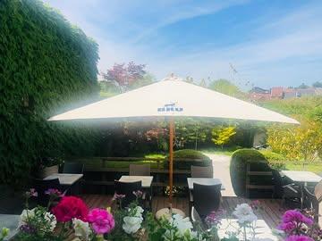 ☀️ Notre terrasse est prête à vous accueillir avec le superbe temps annoncé ! 🍃

L’occasion parfaite pour profiter d’un moment gourmand en extérieur autour de notre cuisine signature ✨

🍽️ Nous proposons également notre lunch du mois ainsi que notre carte gastronomique.

📍L’Esprit Bouddha – Gosselies
🍃  Réservez votre table ici￼

#EspritBouddha #Terrasse #Gosselies #Charleroi #Restaurant #Gastronomie #FoodLovers #TerrasseEnsoleillée #CuisineGastronomique #Michelin #GaultEtMillau #RestaurantBelge #FineDining #TerrasseTime #Foodie #SunnyDay #LunchDuMois #ExperienceCulinaire