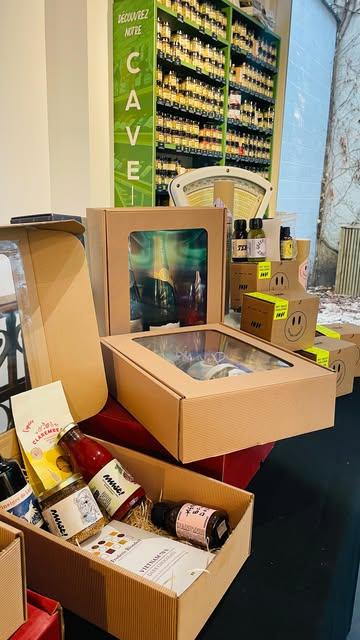 🎁✨ Op zoek naar het perfecte geschenk? ✨🎁

Bij Champ hebben we alles om je cadeaus uniek en smakelijk te maken! 🎄

🎀 Of je nu een cadeaupakket samenstelt of een kleine attentie zoekt, bij ons vind je inspiratie en kwaliteit om écht te verrassen.

Kom langs en ontdek de vele ideeën om je dierbaren te plezieren! 🎁

🎁✨ À la recherche du cadeau parfait? ✨🎁

Chez Champ, nous avons tout pour rendre vos cadeaux uniques🎄

🎀 Que vous prépariez un colis cadeau ou cherchiez une petite attention, vous trouverez chez nous inspiration et qualité pour faire plaisir à coup sûr.

Passez nous voir et découvrez de belles idées cadeaux! 🎁