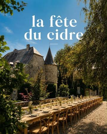 🍎 Banquet de la Fête du Cidre samedi 1er août 🍎

Hors-Champs et la @cidrerieducondroz vous invitent à une soirée gourmande dans la cour du Château de Froidefontaine.

À 19h, le chef Stefan Jacobs vous propose un menu en 4 services à 95 € par personne, avec pain au feu de bois, beurre artisanal, eaux et verre de cidre de bienvenue.

Au menu :

Amuse-bouche & verre d’accueil

Aubergines sous différentes textures, poisson fumé par nos soins et herbes du jardin

Agneau de la Ferme Censier, épaule braisée au fumoir, tarte fine de tomates, pomme d’août et jus aux épices douces

Fromage à croûte lavée, prunes, croustillant aux noix et réduction de cidre

Orge maltée, glace au malt et à la Condrine, fruits du verger

📍 Château de Froidefontaine
Froidefontaine 1, 5370 Havelange

Plus d’infos & reservations sur notre site 🍎

Ps : Dès 11h, profitez gratuitement de la Fête du Cidre : visites de la cidrerie, animations, petite restauration et bar à cidres.