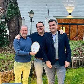 🌿 Grande nouvelle chez Flores Food !

Nous sommes fiers et honorés de rejoindre le prestigieux Collège Culinaire de Belgique en tant que membre ✨

Une reconnaissance qui célèbre notre engagement pour une cuisine innovante, durable et tournée vers l’avenir.

Pour illustrer toute la valeur d’une telle académie, retrouvez-nous bientôt au salon Horecatel du 8 au 12 mars prochain notamment au travers d'une démonstration culinaire réalisée par l’école de cuisine végétale Oxalis autour d’une création élaborée à base de notre nouvelle crème végétale.

Une collaboration inspirante entre gastronomie, créativité et cuisine végétale moderne 🌱

On a hâte de vous y retrouver ! (N'hésitez pas à nous demander, on a quelques entrées gratuites pour les passionnés du goût !)

#FloresFood #collegeculinairedebelgique #CuisineVegetale #PlantBasedCuisine #InnovationAlimentaire #FoodInnovation #CuisineDurable #GastronomieBelge #ChefLife #HorecaBelgium #SalonHoreca #PlantBasedBelgium #VeganCuisine #FoodCreation #CulinaryInnovation #BelgianFood #GreenCuisine #FutureOfFoo