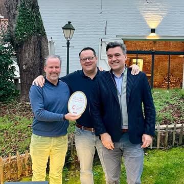 🌿 Grande nouvelle chez Flores Food !

Nous sommes fiers et honorés de rejoindre le prestigieux Collège Culinaire de Belgique en tant que membre ✨

Une reconnaissance qui célèbre notre engagement pour une cuisine innovante, durable et tournée vers l’avenir.

Pour illustrer toute la valeur d’une telle académie, retrouvez-nous bientôt au salon Horecatel du 8 au 12 mars prochain notamment au travers d'une démonstration culinaire réalisée par l’école de cuisine végétale Oxalis autour d’une création élaborée à base de notre nouvelle crème végétale.

Une collaboration inspirante entre gastronomie, créativité et cuisine végétale moderne 🌱

On a hâte de vous y retrouver ! (N'hésitez pas à nous demander, on a quelques entrées gratuites pour les passionnés du goût !)

#FloresFood #collegeculinairedebelgique #CuisineVegetale #PlantBasedCuisine #InnovationAlimentaire #FoodInnovation #CuisineDurable #GastronomieBelge #ChefLife #HorecaBelgium #SalonHoreca #PlantBasedBelgium #VeganCuisine #FoodCreation #CulinaryInnovation #BelgianFood #GreenCuisine #FutureOfFoo